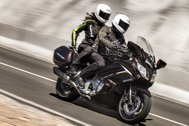 Yamaha-FJR-1300-AE-2014-1