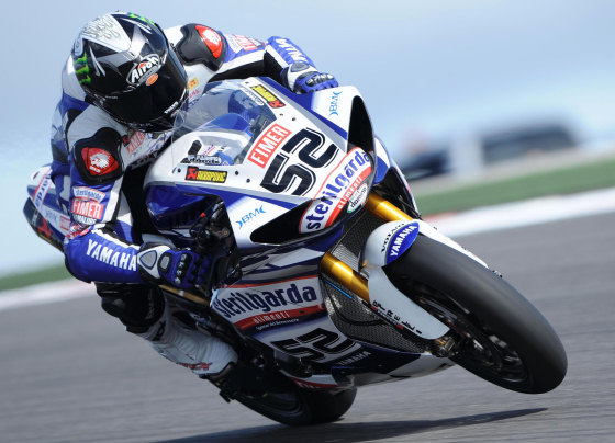 1ere-qualifs-portimao-2010-yamaha-R1-Toseland