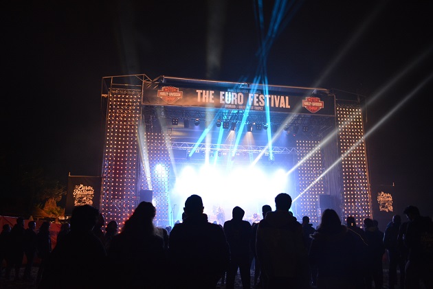 25 000 motos envahissent Port Grimaud avec l'Eurofestival Harley-Davidson.
