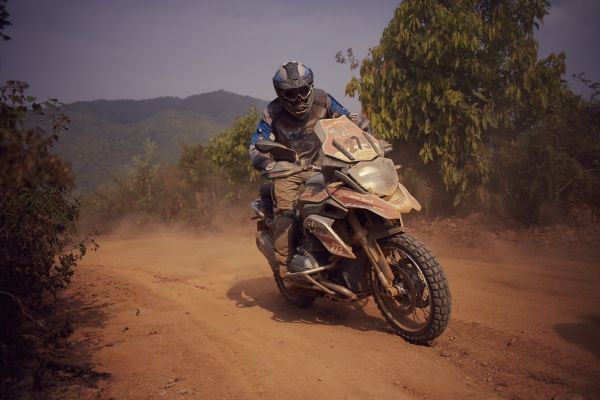 L'Afrique du Sud remporte son premier BMW GS Trophy.