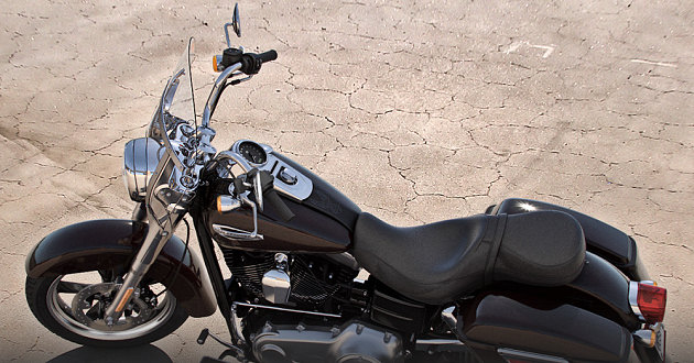 Essai de la Harley-Davidson 1690 DYNA SWITCHBACK FLD 2014