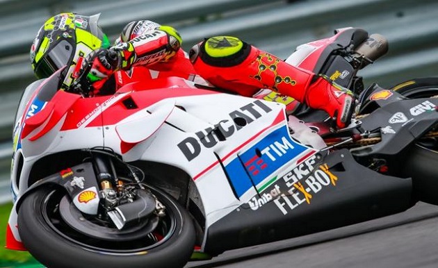 MotoGP / Autriche - La pole pour Iannone. Rossi s'intercale entre les Ducati.