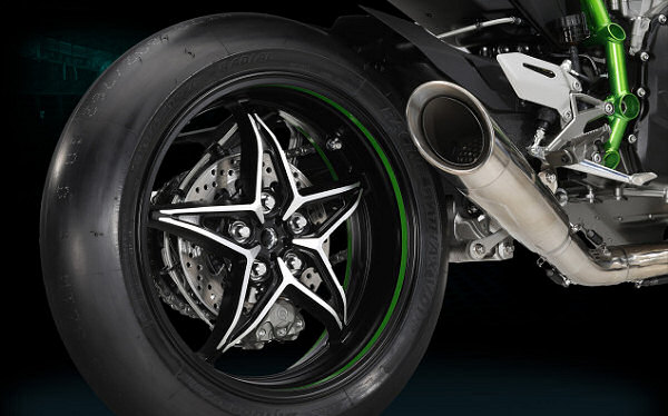 Kawasaki Ninja H2R : 300 chevaux !!!
