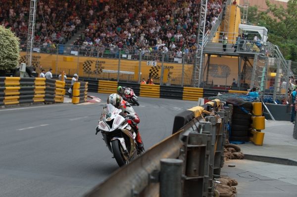 Triplé historique de BMW à Macau.