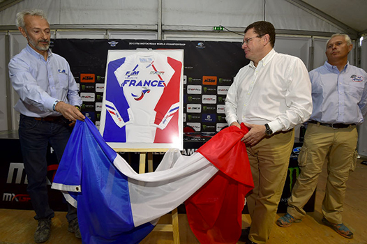 La FFM dévoile son maillot pour le Motocross des Nations.