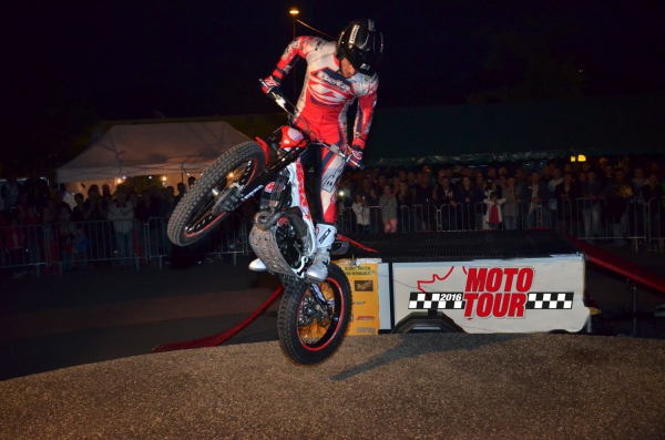 Découvrez quelle nouvelle ville accueille le Moto Tour 2016...