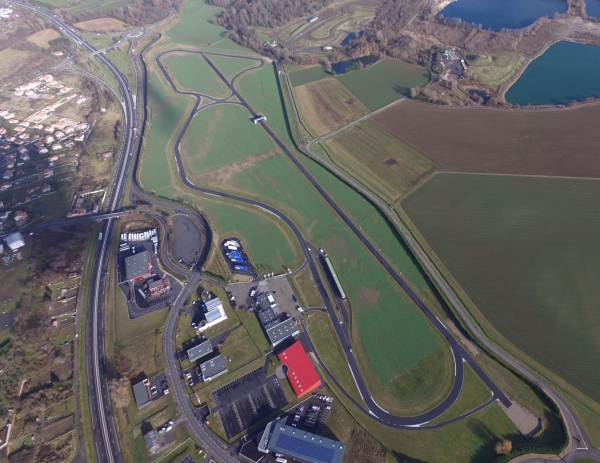 Moto Tour 2016 - Vitesse et endurance sur le circuit d'Issoire.