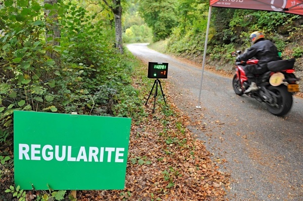 Moto Tour - Deux journées 'régularité' hors normes.