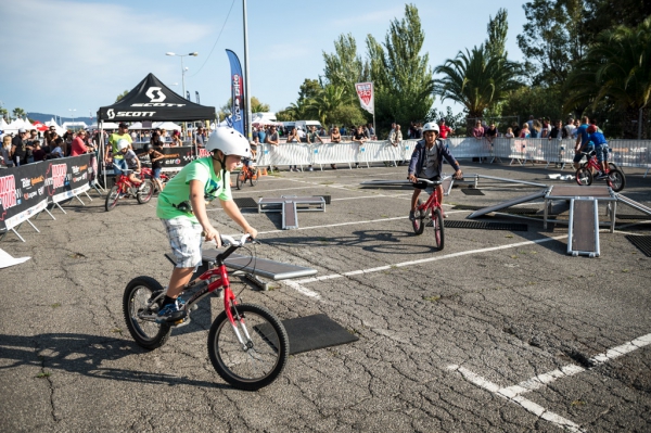 Moto Tour 2017 - 3 jours de fête à Limoges pour le coup d'envoi.