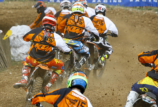 Elite Motocross / Sommières - L'épreuve prend l'eau.