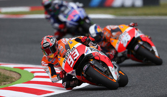 Le MotoGP dans la cathédrale d'Assen.
