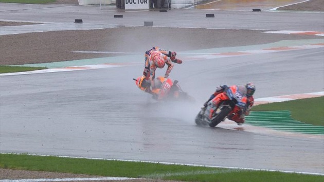 MotoGP - Dovizioso remporte un palpitant final à Valence.