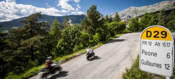 Moto Tour - Engagez-vous pour un jour !