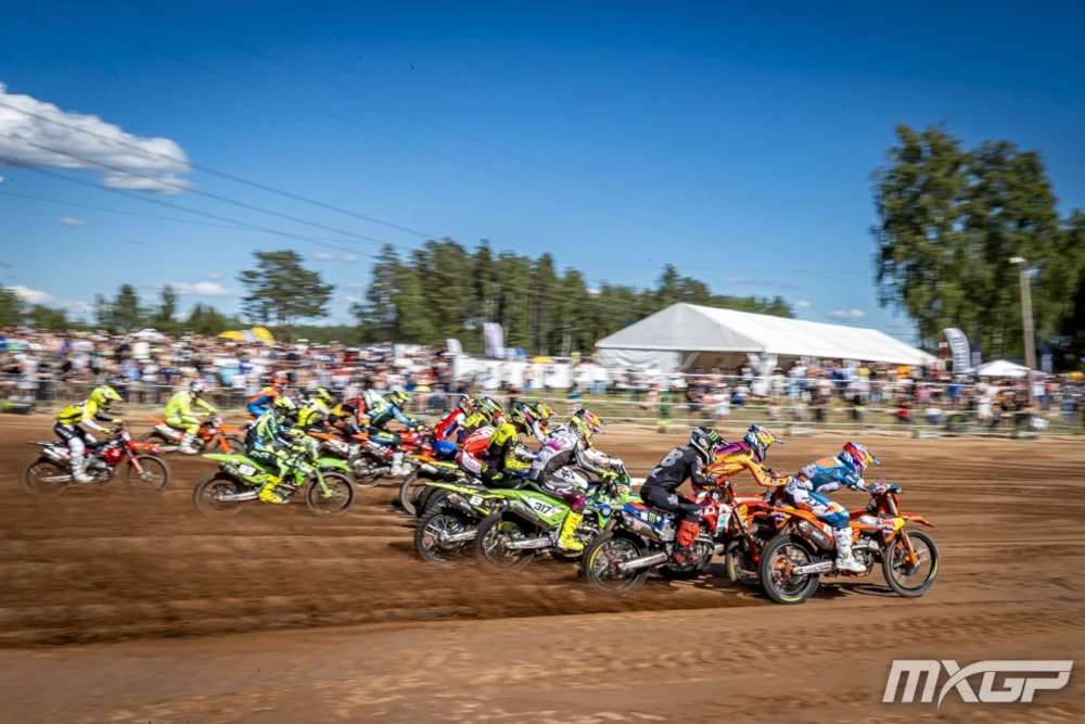 Phase du démarrage de la course de MX2