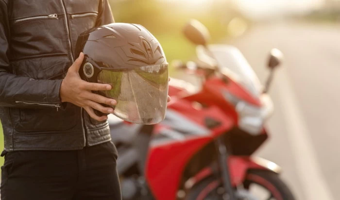 Motardes, motards - une même passion mais des profils d'assurance différents