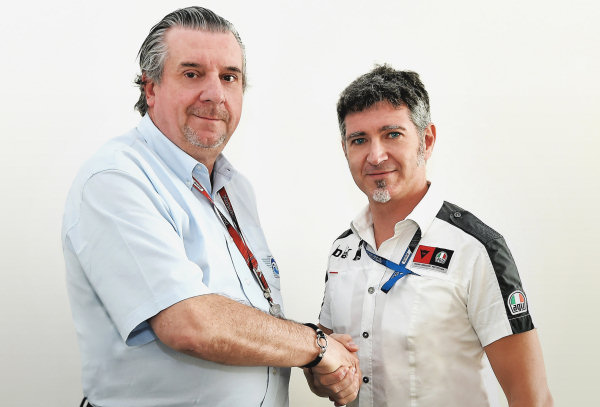 Dainese devient fournisseur de la FIM jusqu'en 2018.