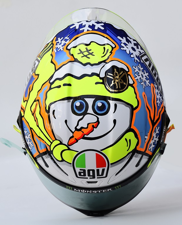 Voici les casques spéciaux 'Winter Test' de Rossi et Iannone.