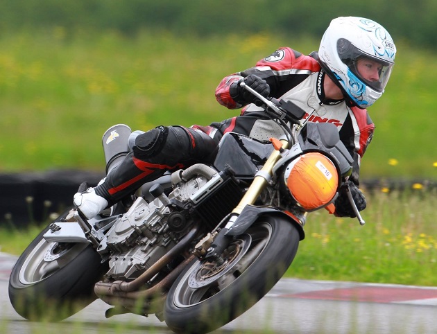 Une journée piste 100% féminine sur le circuit Carole.