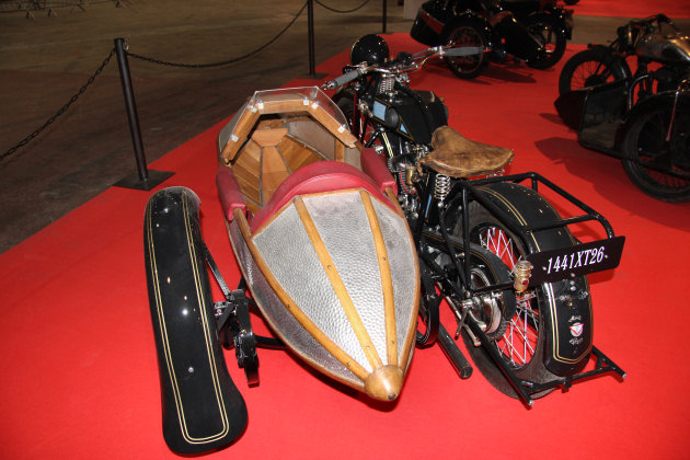 Salon de Lyon 2015 - Le voyage dans le temps passé est impossible ?