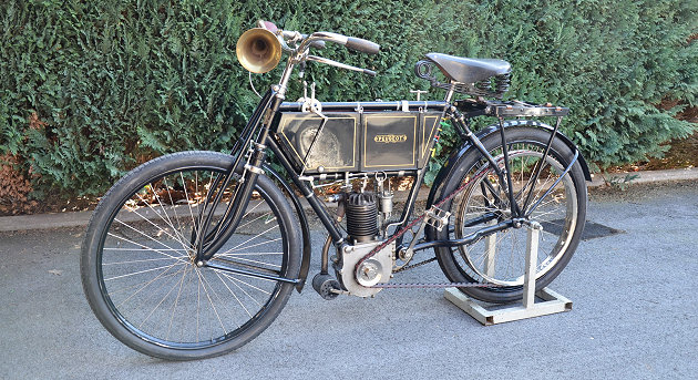 Deux semaines avant le Salon du 2 Roues de Lyon.