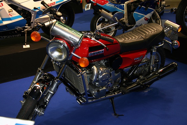 Chronique nostalgique au Salon Moto Légende.