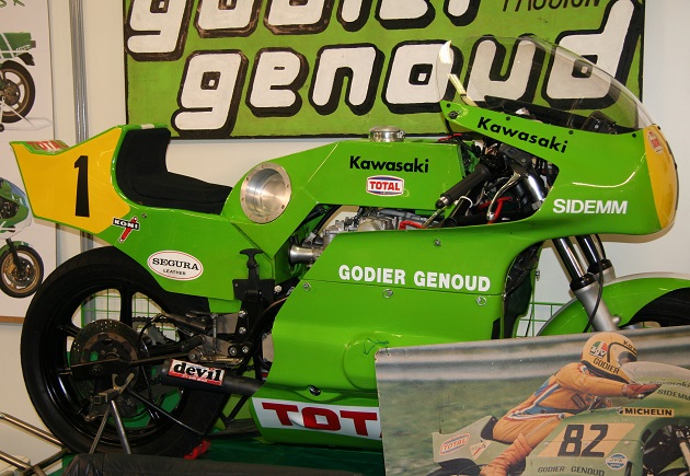 Chronique nostalgique au Salon Moto Légende.