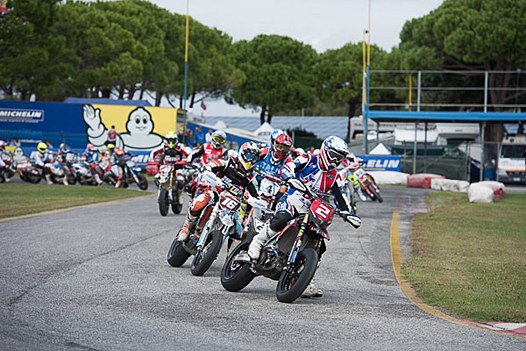 Cinquième victoire de la France au SuperMoto du Nations.