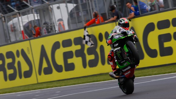 WSBK / Donington Course 1 - Une de plus pour Sykes !