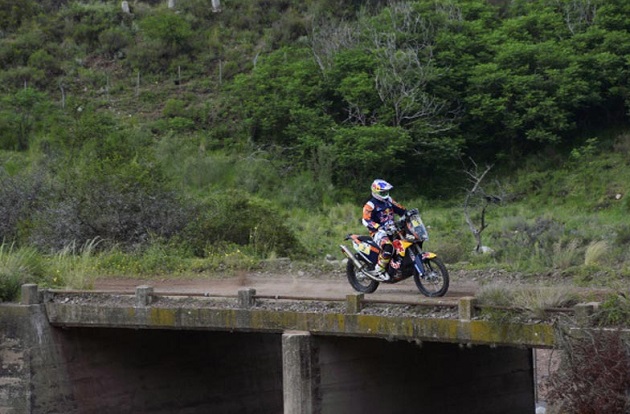 Dakar 2016 / Etape 3 - Le sans faute de Barreda.