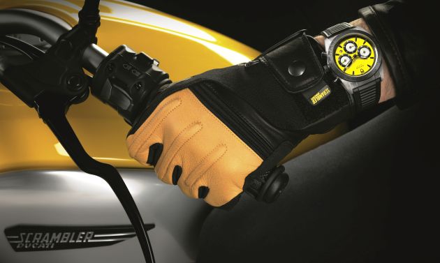 Tudor lance une montre Fastrider dédiée au Ducati Scrambler.