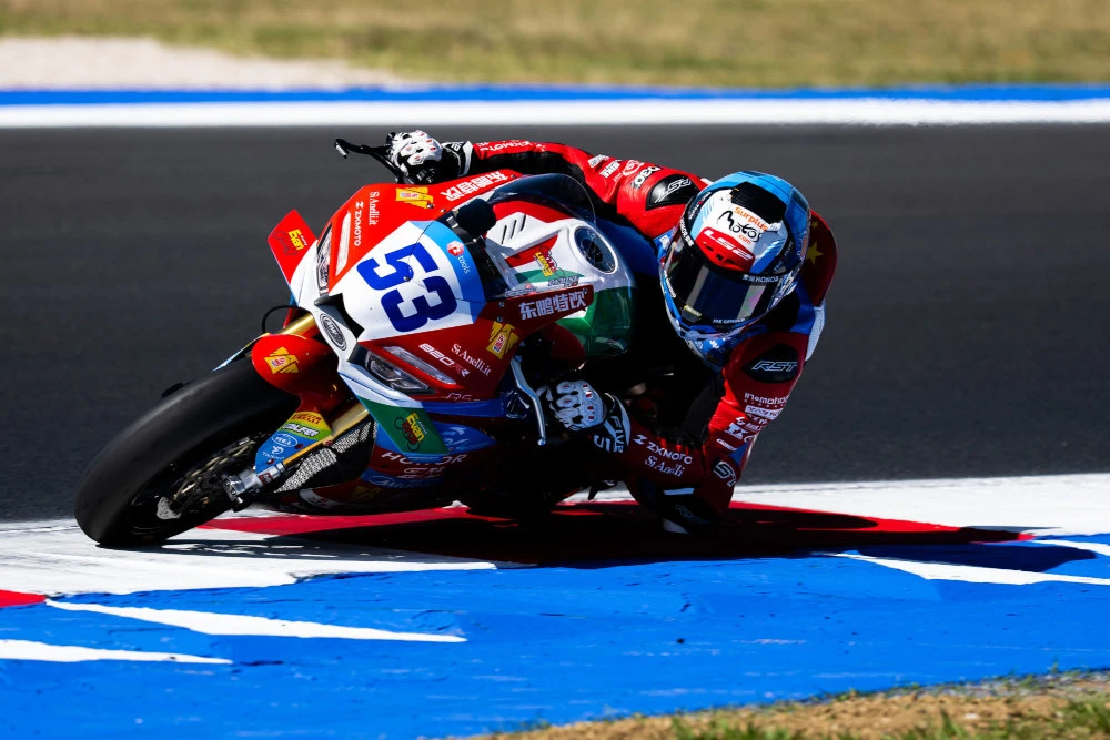 Valentin Debise au guidon de la ZXMoto en WorldSSP.