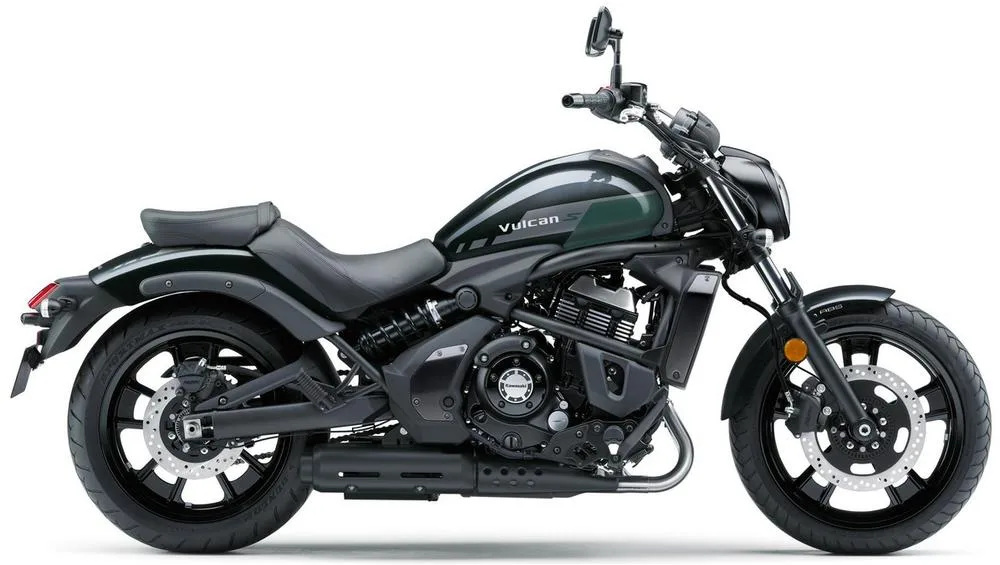 Kawasaki 2027 : tous les nouveaux coloris, et une Versys 900 ?