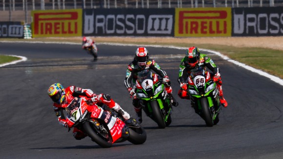 WSBK / Magny-Cours - Davies offre un doublé à Ducati.