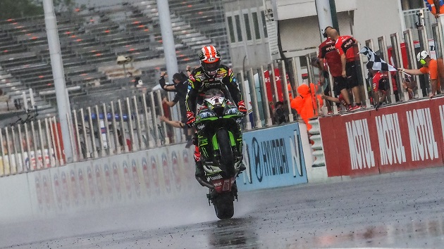WSBK / Misano J1 - Rea s'impose dans le chaos. Baz 4ème.