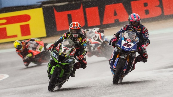 WSBK / Misano J1 - Rea s'impose dans le chaos. Baz 4ème.