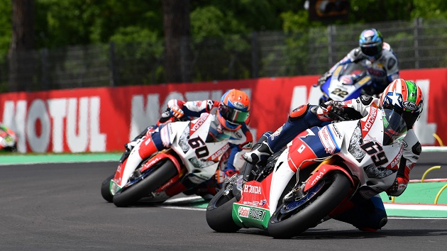 WSBK - Hommes et machines dans la moiteur de Sepang.