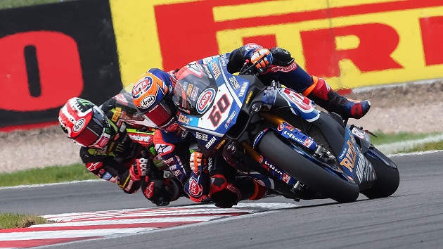 WSBK / Donington - Un doublé étincellant pour Van Der Mark !