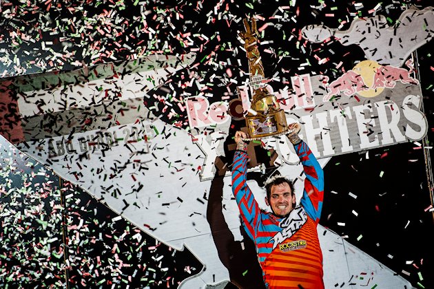 Clinton Moore remporte les Red Bull X-Fighters 2015.