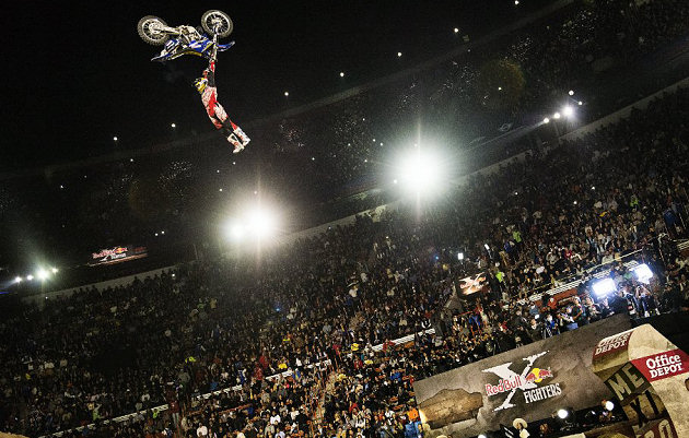 Une finale très relevée à Abu Dhabi pour clôre les X-Fighters 2015.