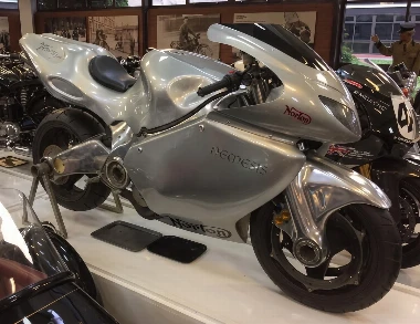 Photo de la Norton Nemesis 1998