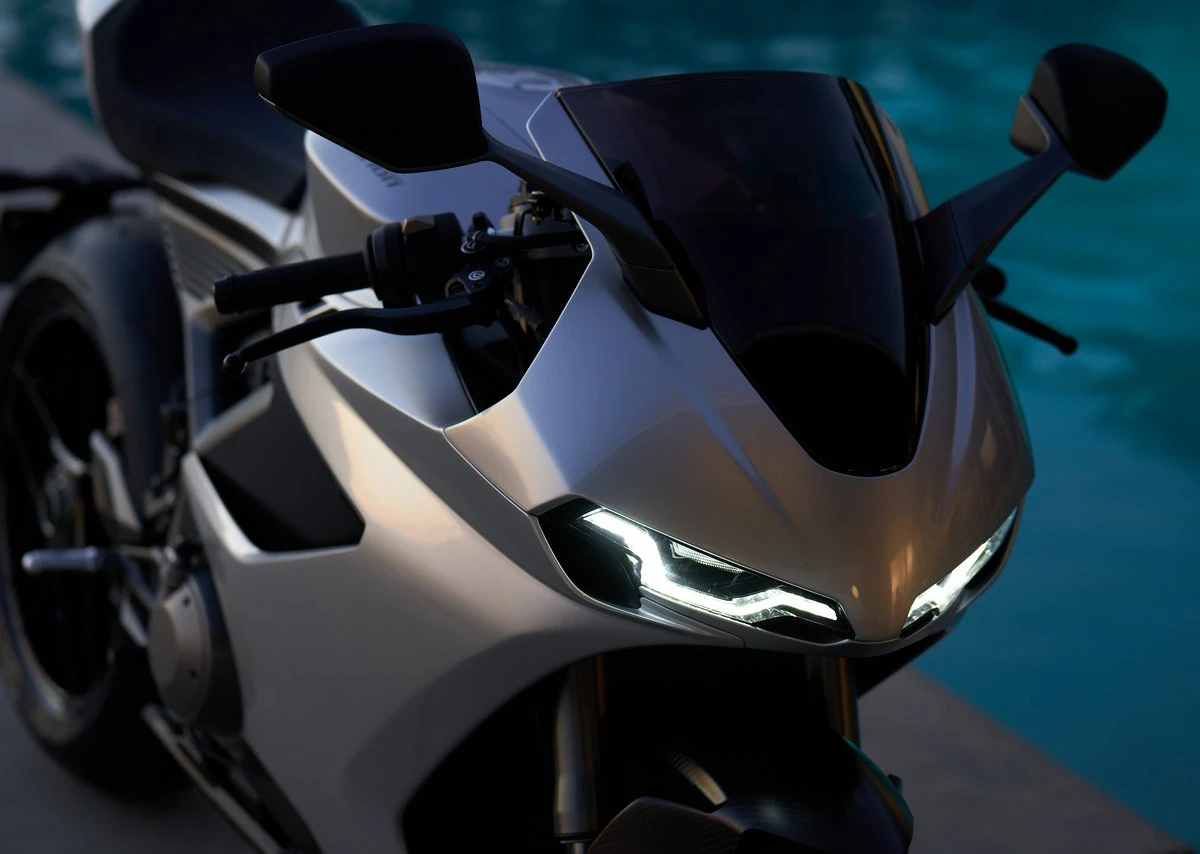 Norton 1200 Manx R Signature 2026 - 13