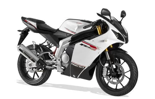 Foto de perfil del 125 RS3 2012 en color indefinido.
