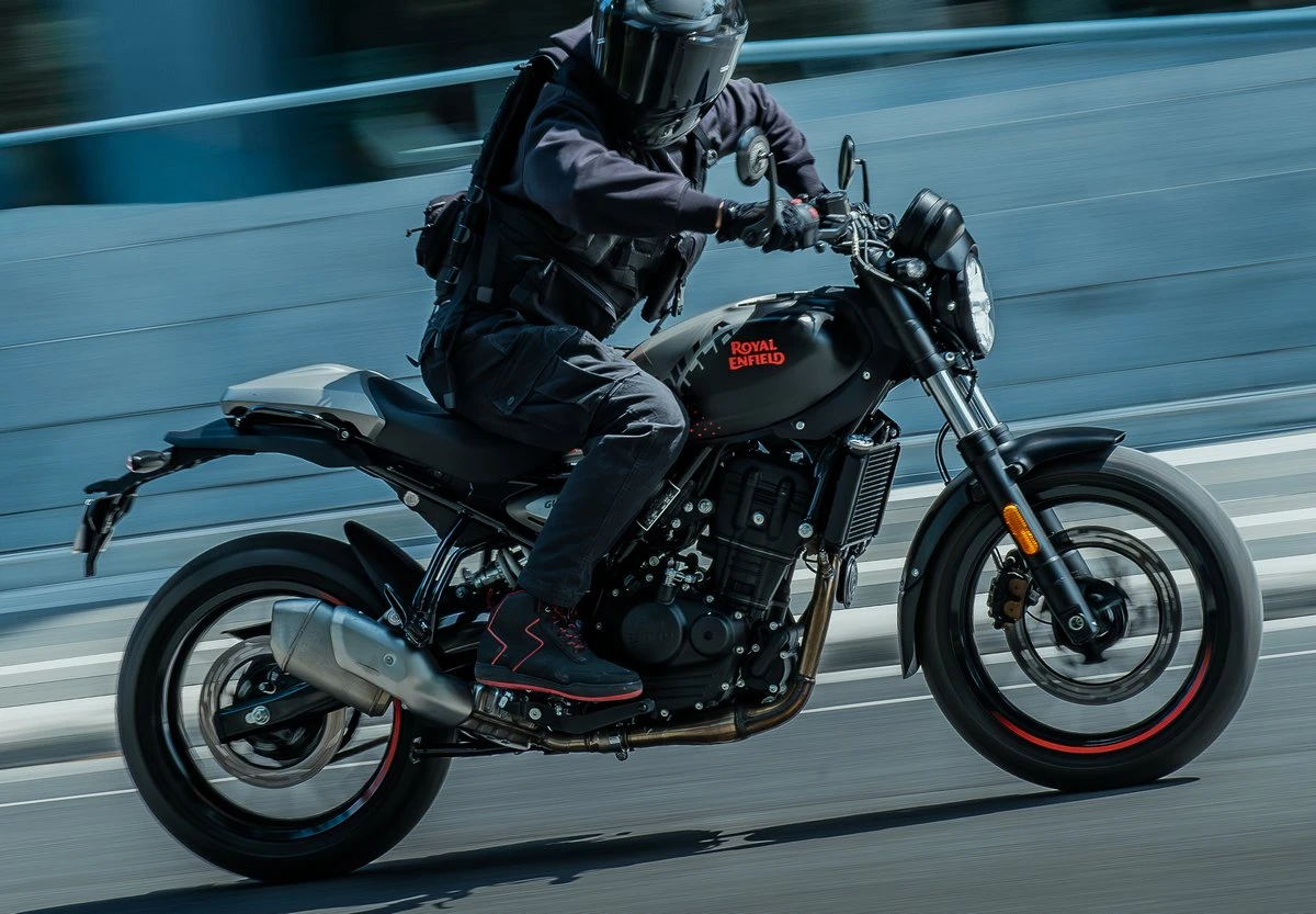 Royal-Enfield 450 Guerrilla Apex 2026 - 8