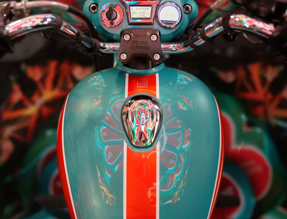 Royal-Enfield Goan Classic 350 " Trip Teal " 2025 - 13
