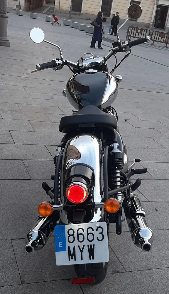Pruebe el Royal-Enfield 650 Classic