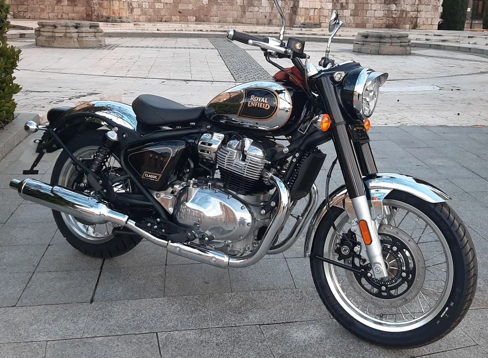 Pruebe el Royal-Enfield 650 Classic