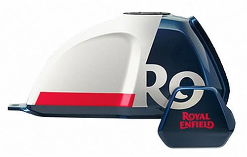 Foto de perfil del 440 Scram 2025 en color blanco / rojo / azul.