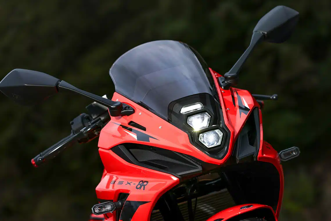 Suzuki GSX-8R 800 Edition Anniversaire 2026 - 11