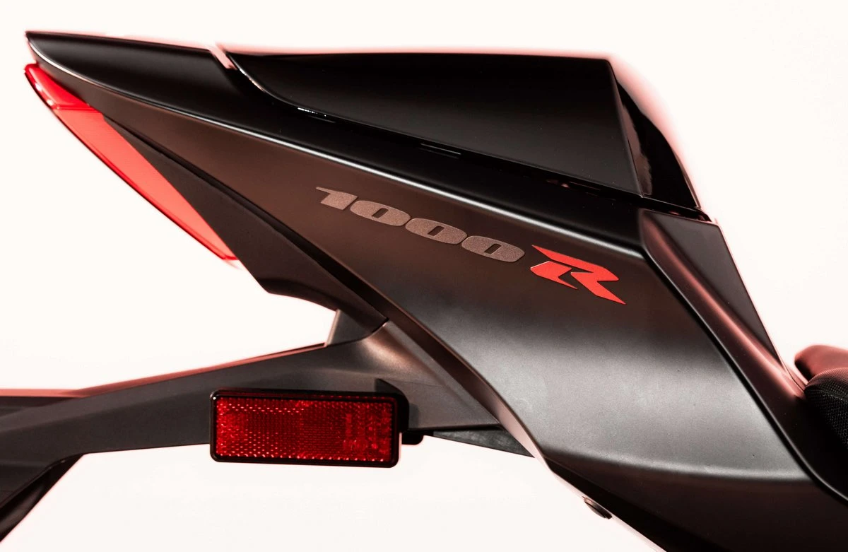 Suzuki GSX-R1000R Stealth 2026 - 6