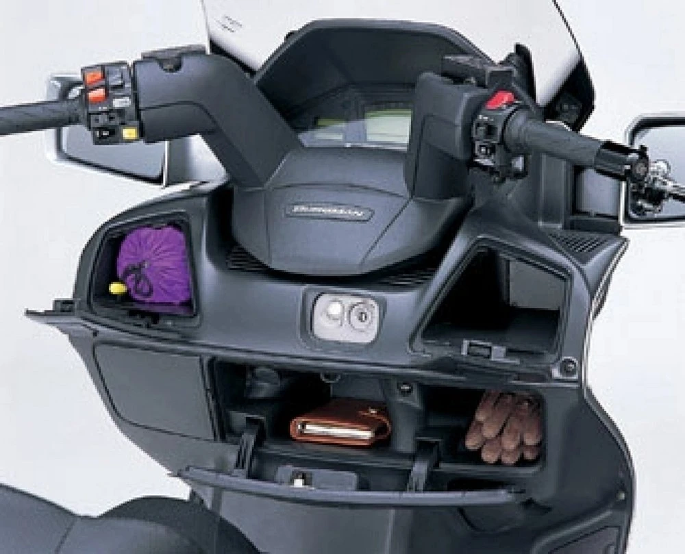 Suzuki AN 650 Burgman 2002 - 5
